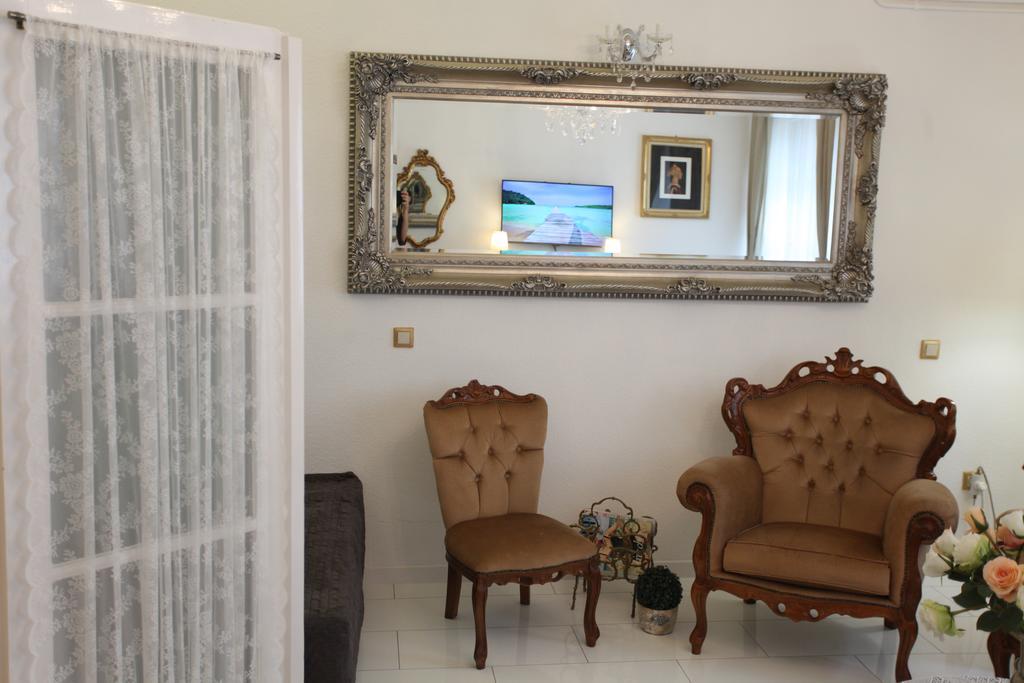 D.Five Neo-Baroque Apartment With Terrace 부다페스트 외부 사진